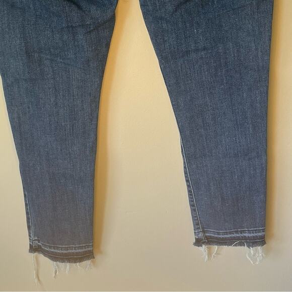Levi Strauss & Co 711 Skinny Distressed Jean Size 31 - Picture 12 of 12